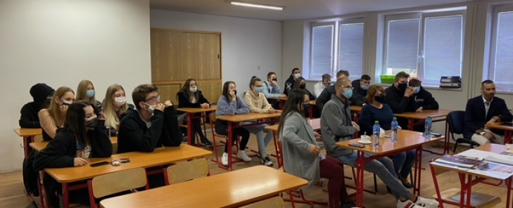 Brokeria – jedna z možností podnikania versus finančná gramotnosť