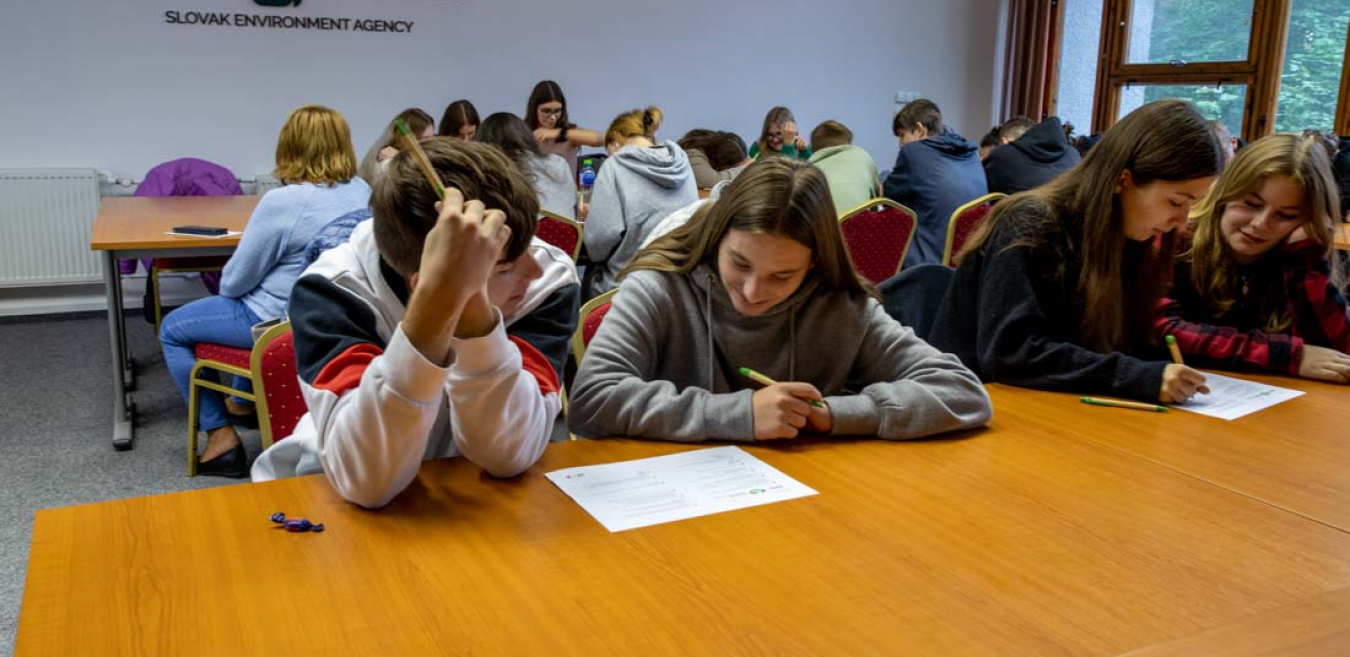 Žiaci z I. E na Dni otvorených dverí v Slovenskej agentúre životného prostredia