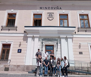 Peňažné služby sme ukončili exkurziou v Mincovni Kremnica